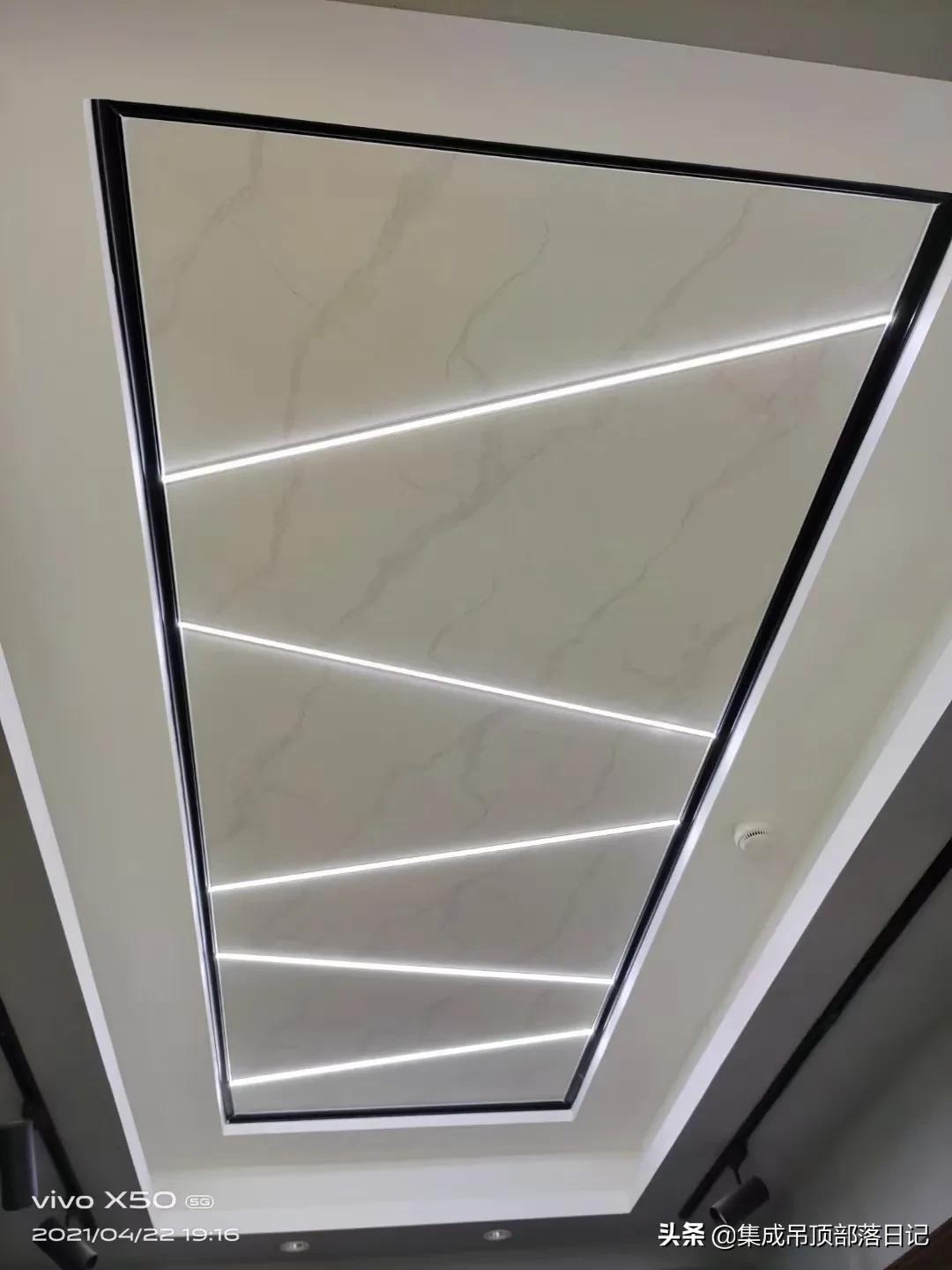 卫生间厨房阳台吊顶材料,厨房与阳台一体吊顶效果图