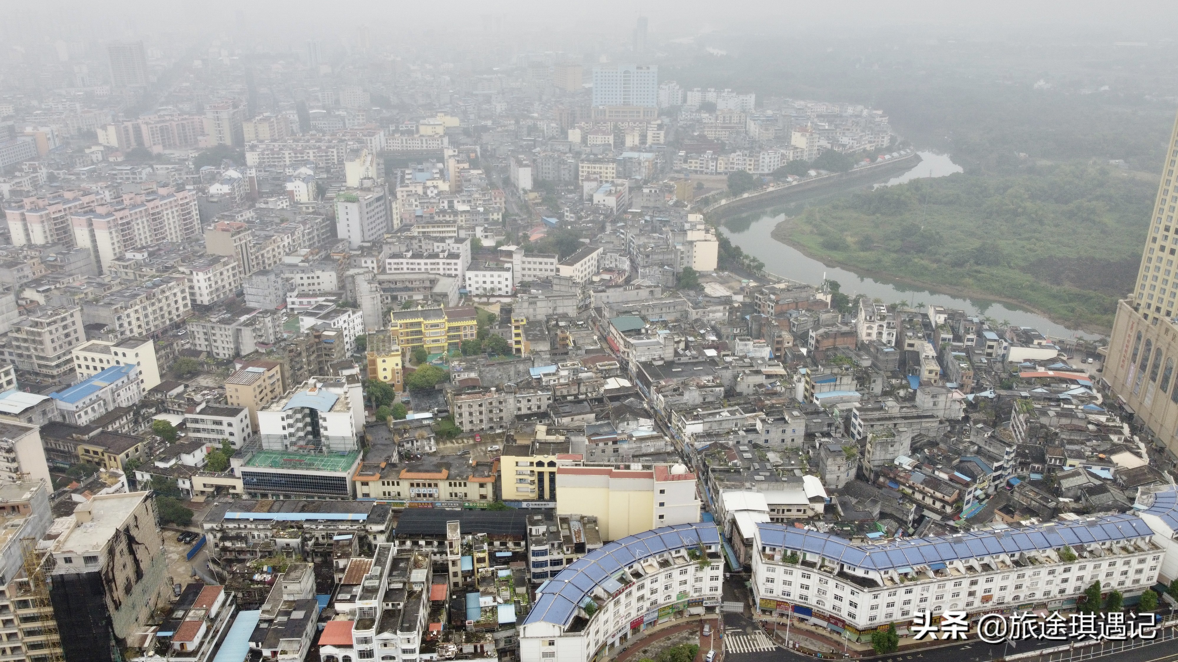 在东兴哪里可以换越南特产 (东兴口岸买什么越南特产比较便宜)