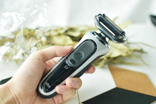 博朗小猎豹7系露胡渣,博朗七系和小猎豹七系区别