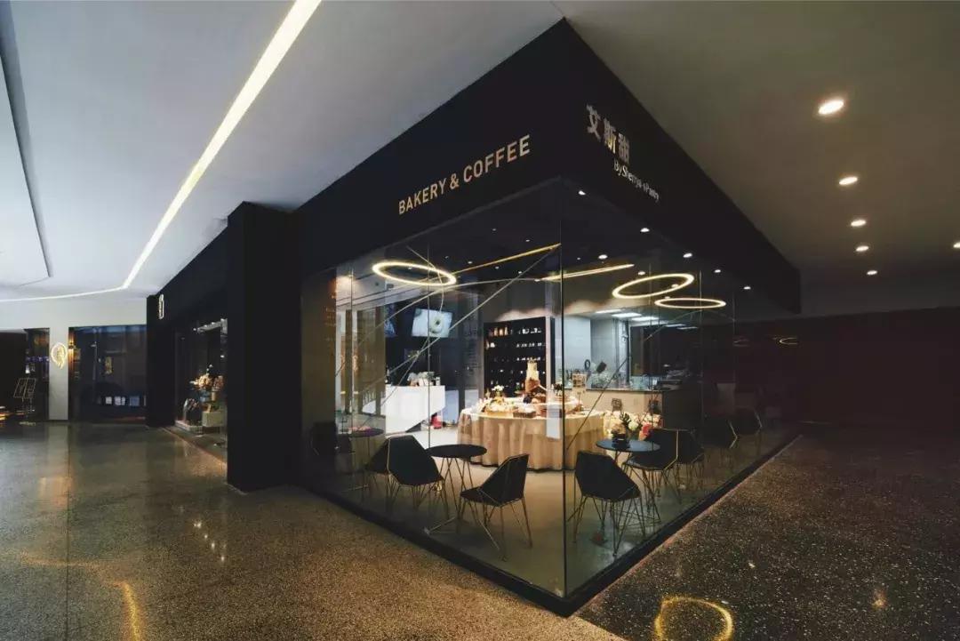 从私房烘焙到开店,从私房到门店