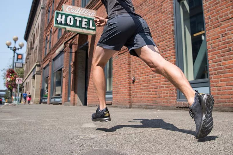 史上最好的跑步神器,最高科技跑步鞋