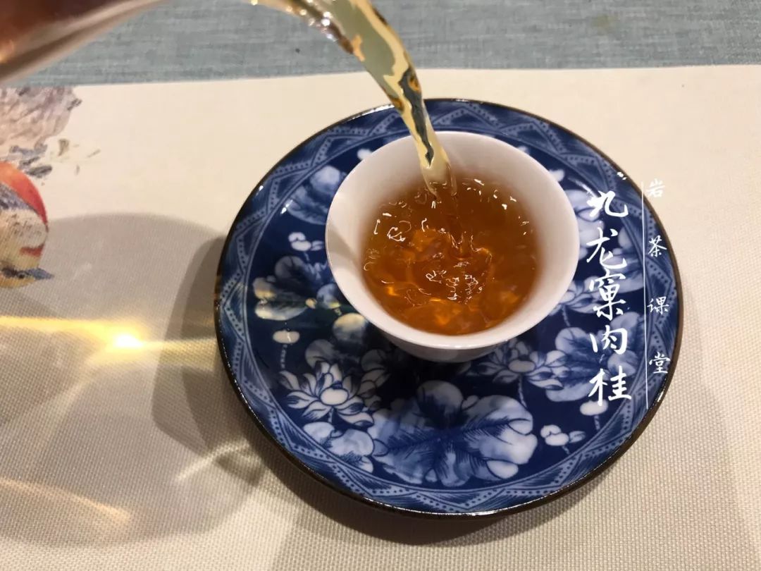 听说福建的茶很好喝,武夷岩茶真的很好喝吗