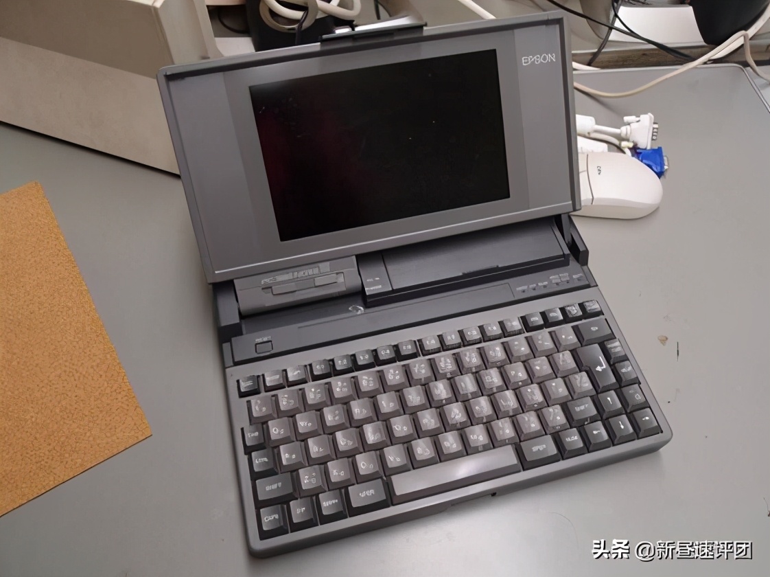 pc97和win98哪个好,日本pc98