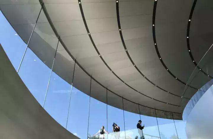 乔布斯去世真正的原因,乔布斯离世再无巅峰之作