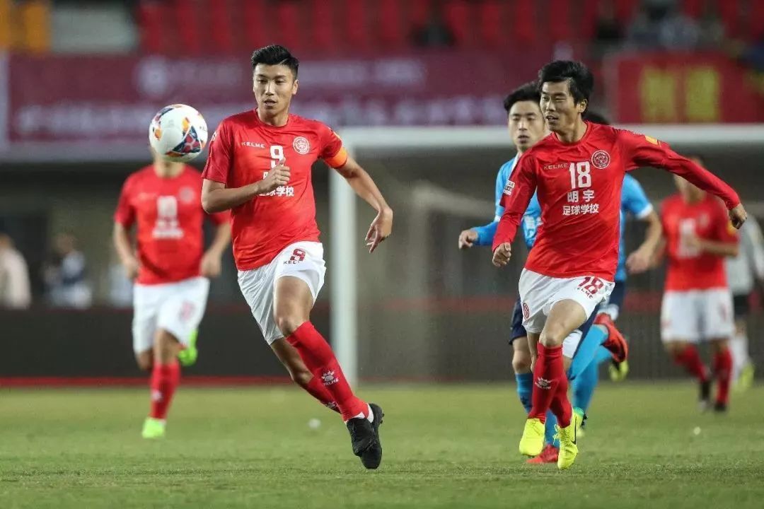 娑呮閲嶇敓澶哄啝,鍥涘窛瓒崇悆姣旇禌2019