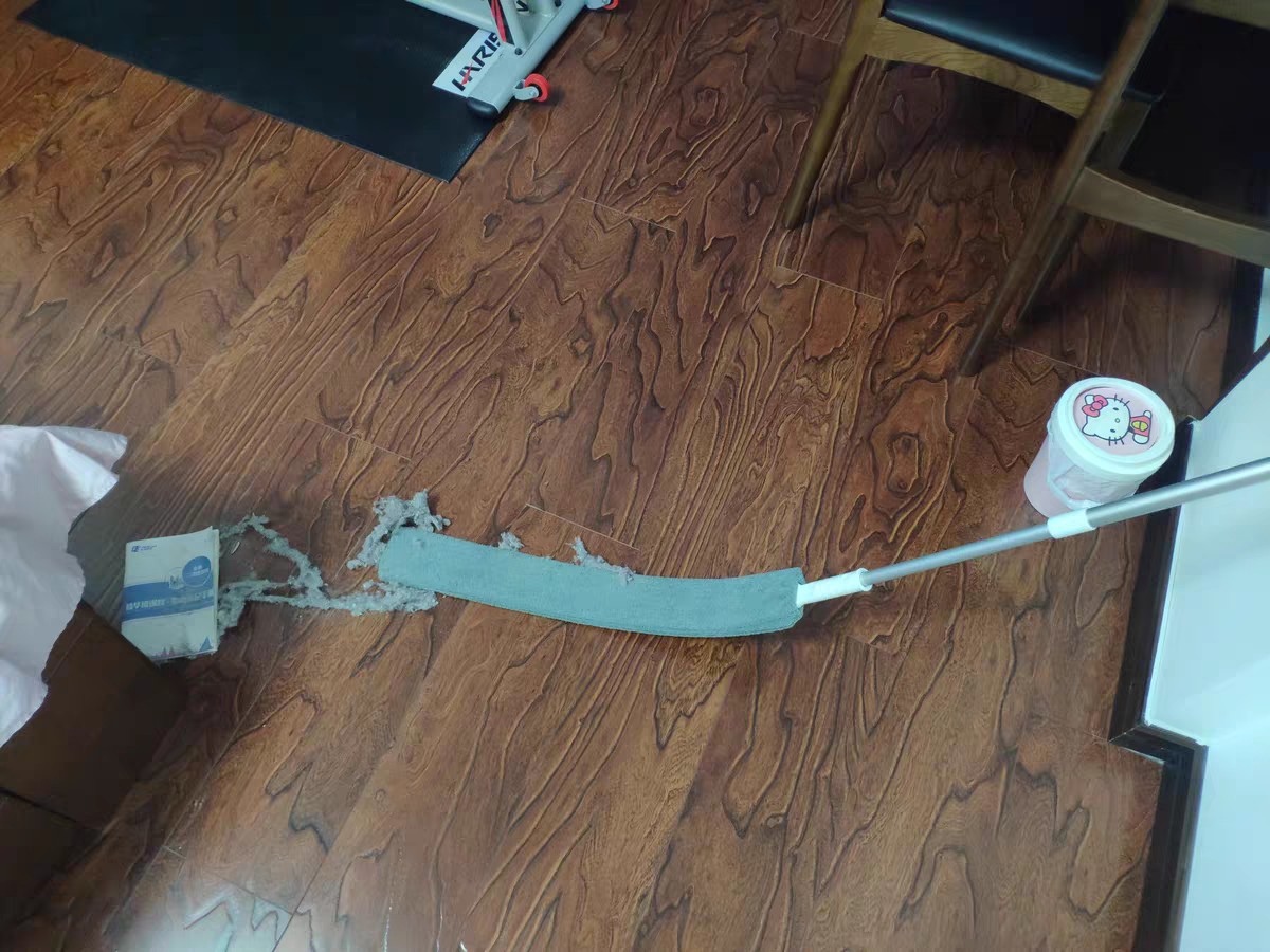 家里有细毛灰尘是什么原因,别再为琐事烦心