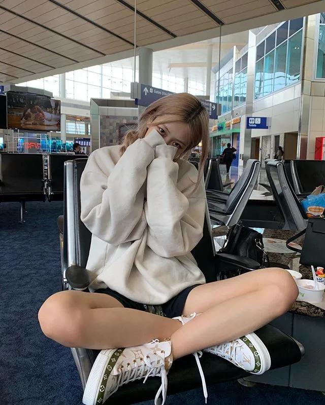 2022年韩国最流行的卫衣,韩国最火卫衣