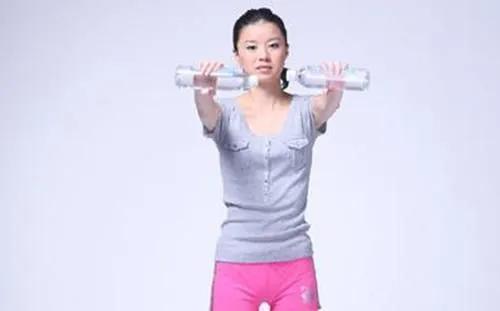 c罗不喝可乐喝矿泉水,c罗只喝矿泉水