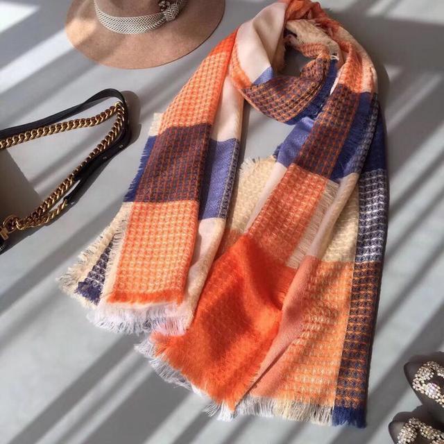 2020最流行的围巾秋冬款百搭,2020年流行的大牌围巾