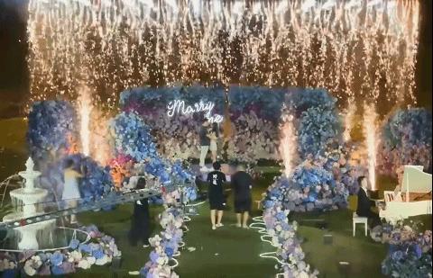 几十万打造宜昌豪横求婚，现场花艺师就35位，YY阮君与前男友结婚