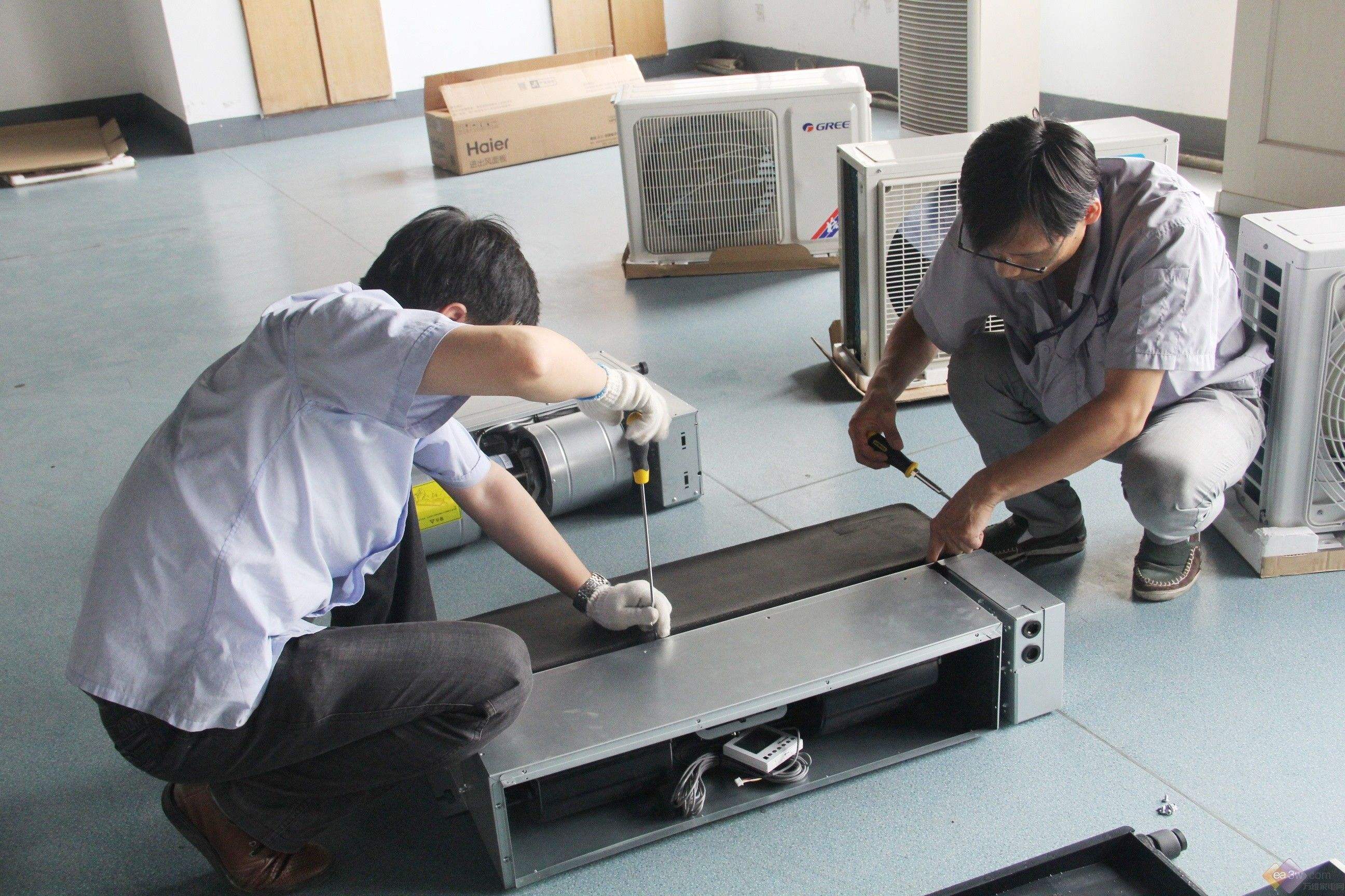 如何选择普通空调和中央空调,普通空调和中央空调哪个更省钱