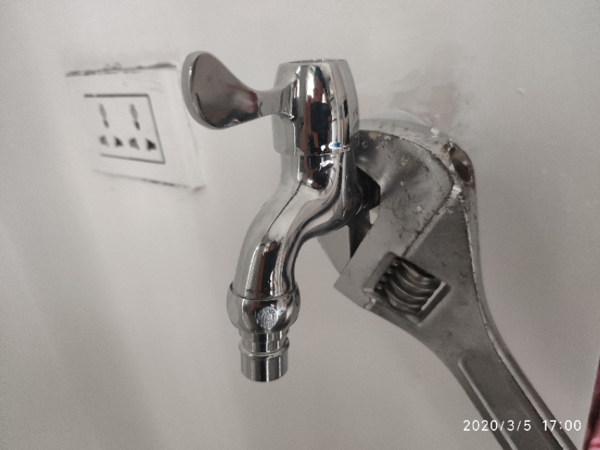 惠达卫浴带角阀吗,惠达卫浴洗脸盆水龙头