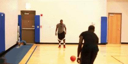 投篮不好怎么提高命中率,如何投篮才能让自己的投篮更准