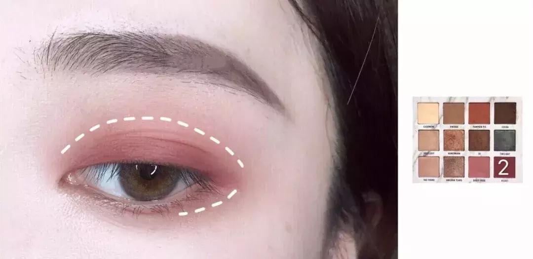 两秒钟搞定一个眼妆,手把手教气质减龄眼妆画法