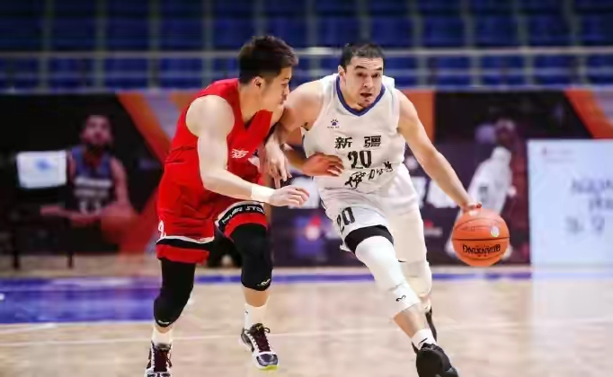 *疆新**三消息！全运会附加赛两连败，集训倒计时，周琦是免检名单