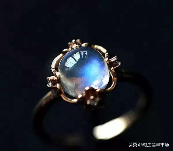 宝石必须具备的三大特征,如何在自然光下鉴别宝石