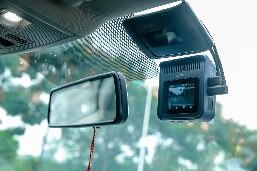 70迈行车记录仪a400a500哪个好,70迈行车记录仪a400怎样查看回放