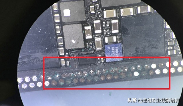 iphonex摔了一下屏幕失灵绿线,苹果x摔一下触摸失灵