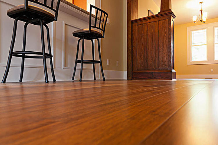 木地板用什么拖的亮洁如新,汽车木地板怎么保持光亮如新