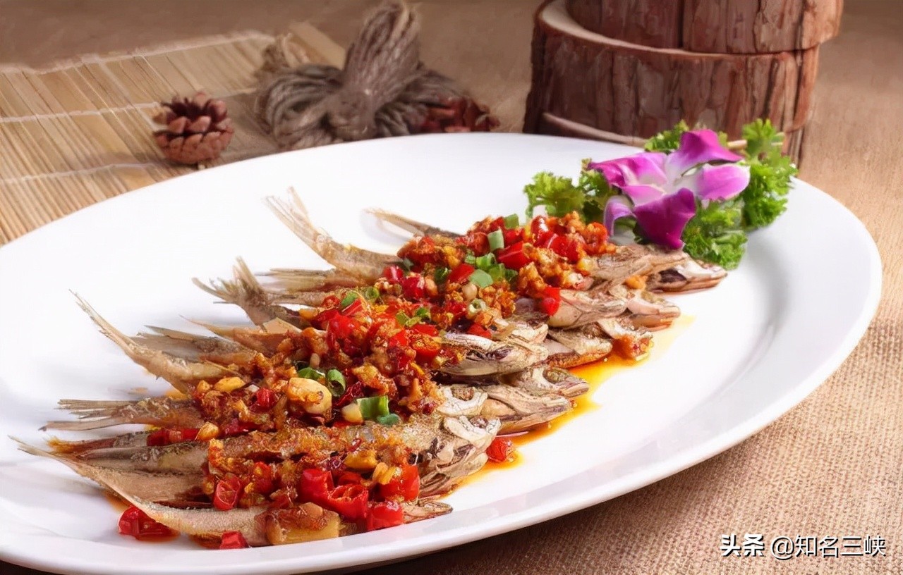 宜昌美食泥鳅,泥鳅火锅湖北宜昌做法