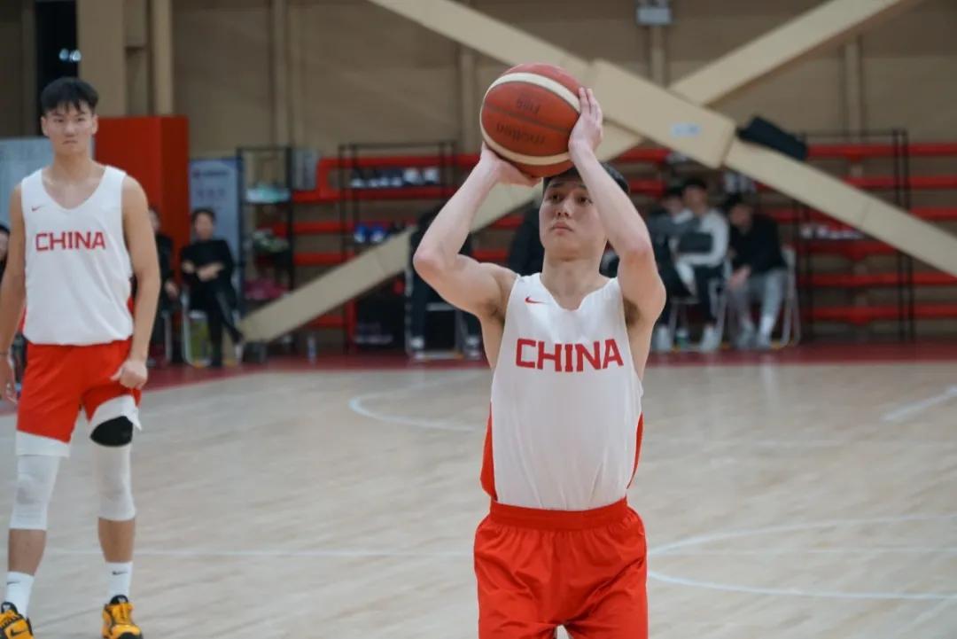 国青u18vs青岛男篮,中国u18国青男篮东亚青年运动会