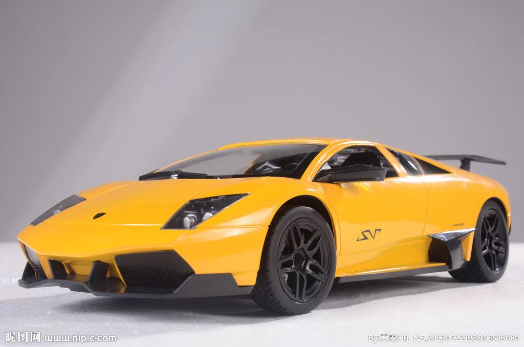 为什么银灰色的车开起来更安全,最安全的银灰色车