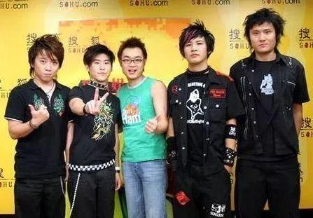 从屌丝到成功人士剧情,大鹏柳岩两人让人真正感动的友谊