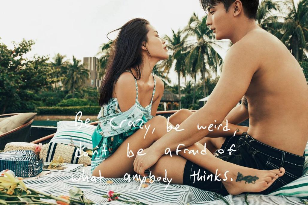 铂爵旅拍电梯广告,铂爵旅拍成都广告