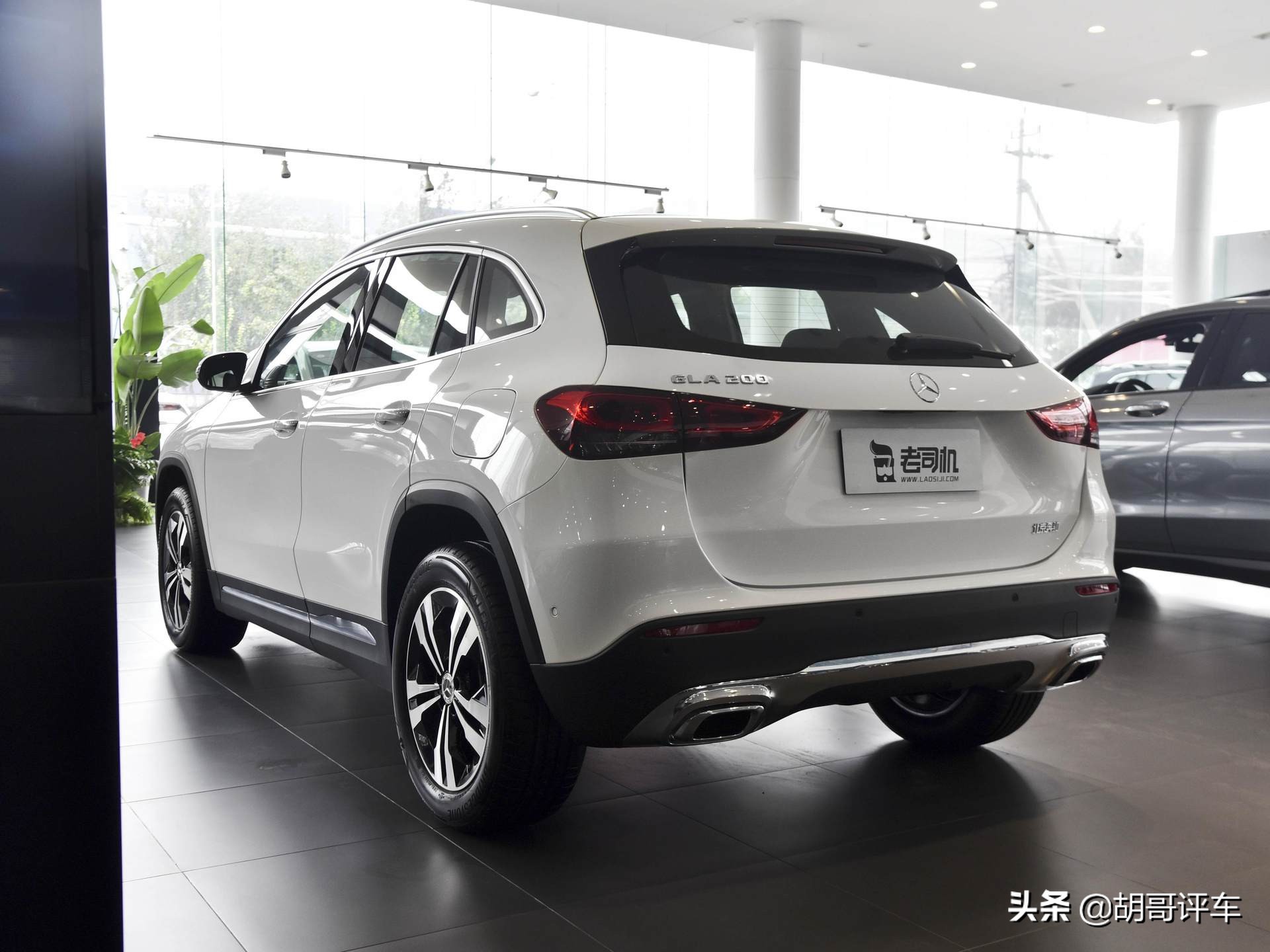 6.1l油耗市区一般多少,6.1l油耗高吗