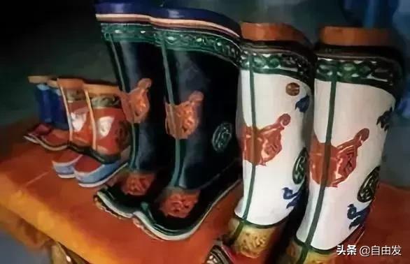 蒙古族传统马靴,蒙古原创服饰黄靴