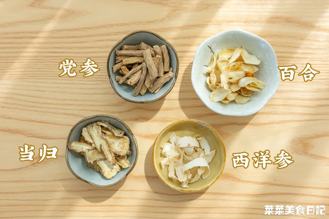这一碗又润又美，电饭煲一键搞定！比敷面膜还管用