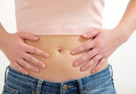 肚脐眼里的泥是什么能不能用手抠,抠完肚脐眼里的泥为什么会肚子疼