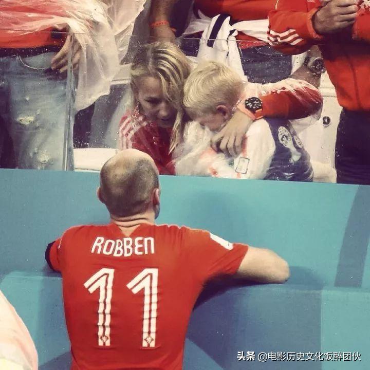 马凡舒颜值惊艳龙洋,马凡舒素颜照与春晚对比