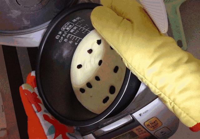 如何用电饭煲煮出各种美食,用电饭煲可以做什么吃最简单的