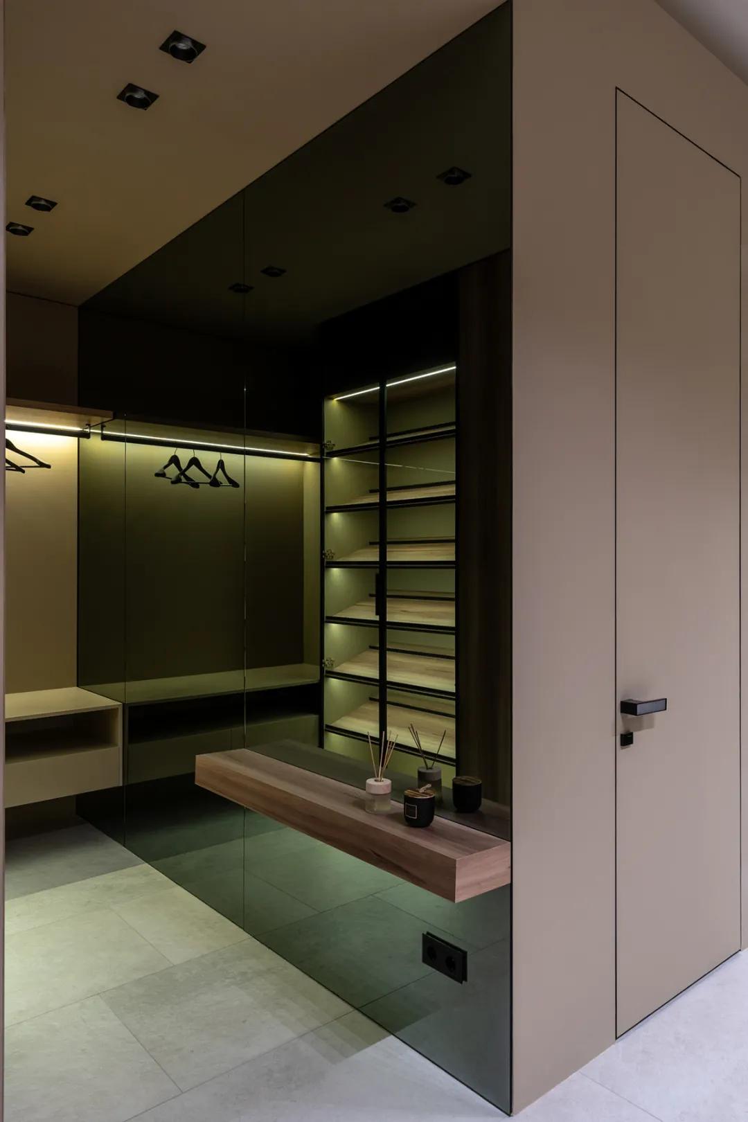 顶层挑高复式轻奢风格,香港天汇顶层复式