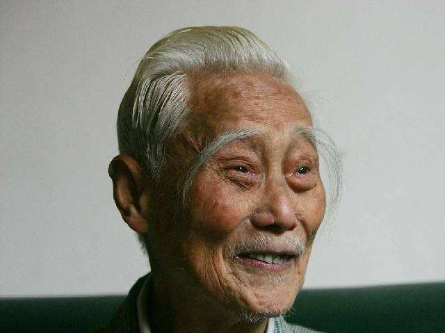 眉毛比眼睛短的人长寿,眉毛短的人能长寿