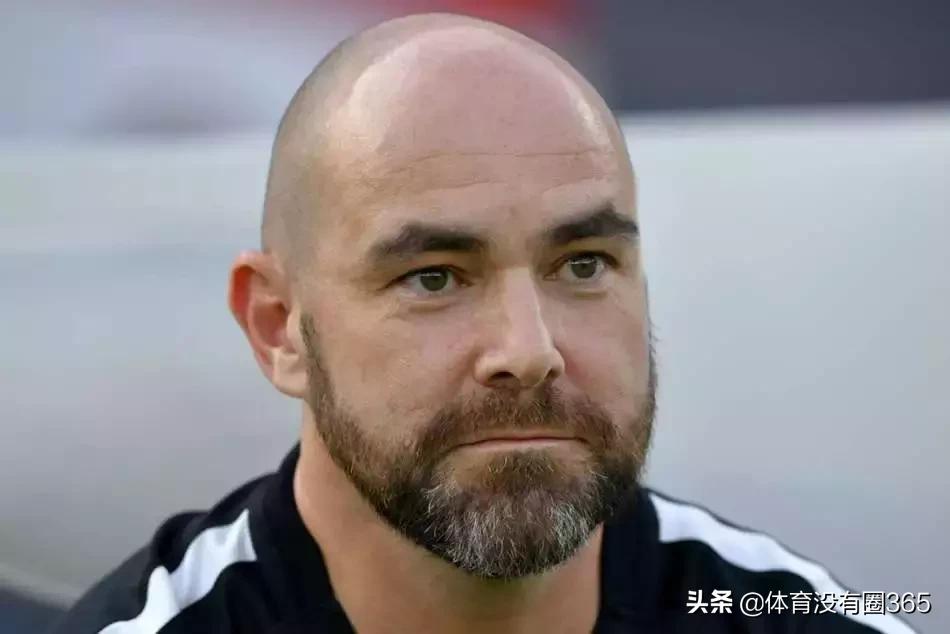 弱弱地替中国足球问一句，卡塔尔怎么偷偷跳的级？