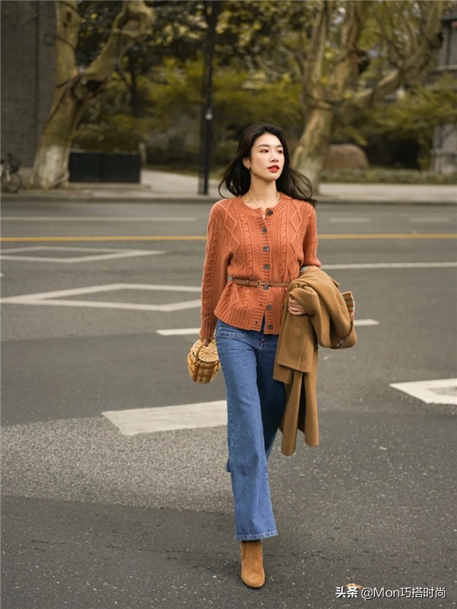 简单又显瘦的细腰带,腰带系成v型显瘦