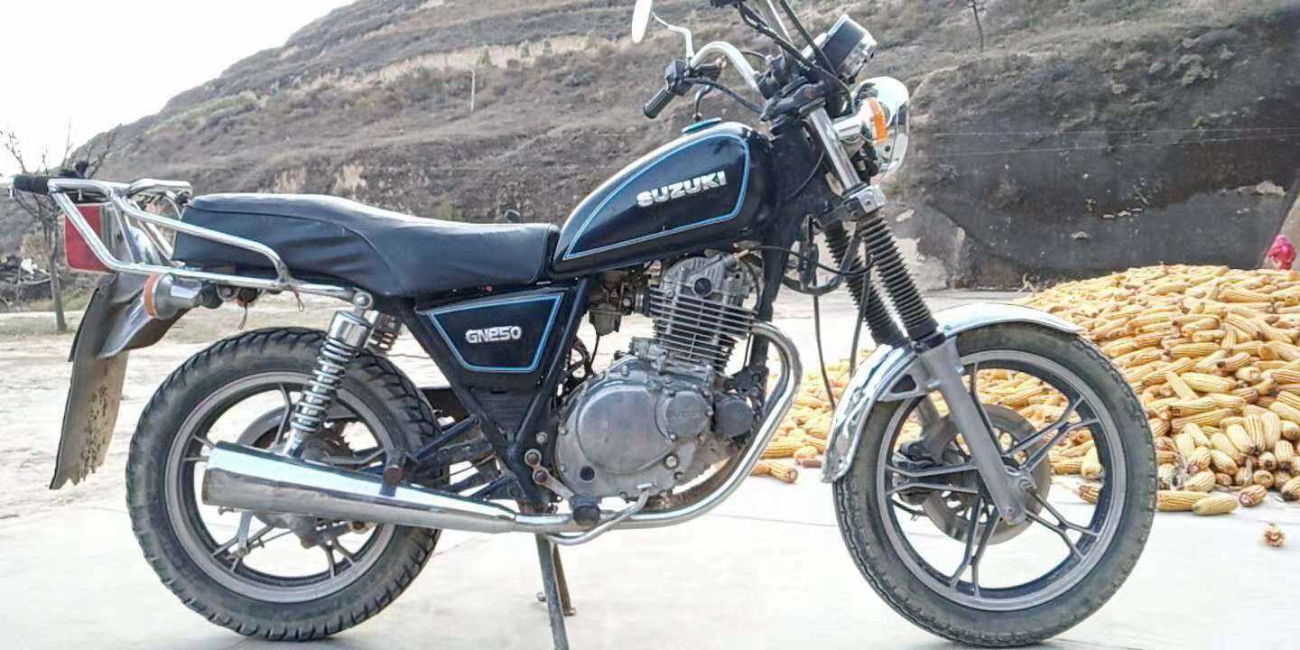 铃木250三兄弟哪个适合摩旅,铃木250三兄弟对比