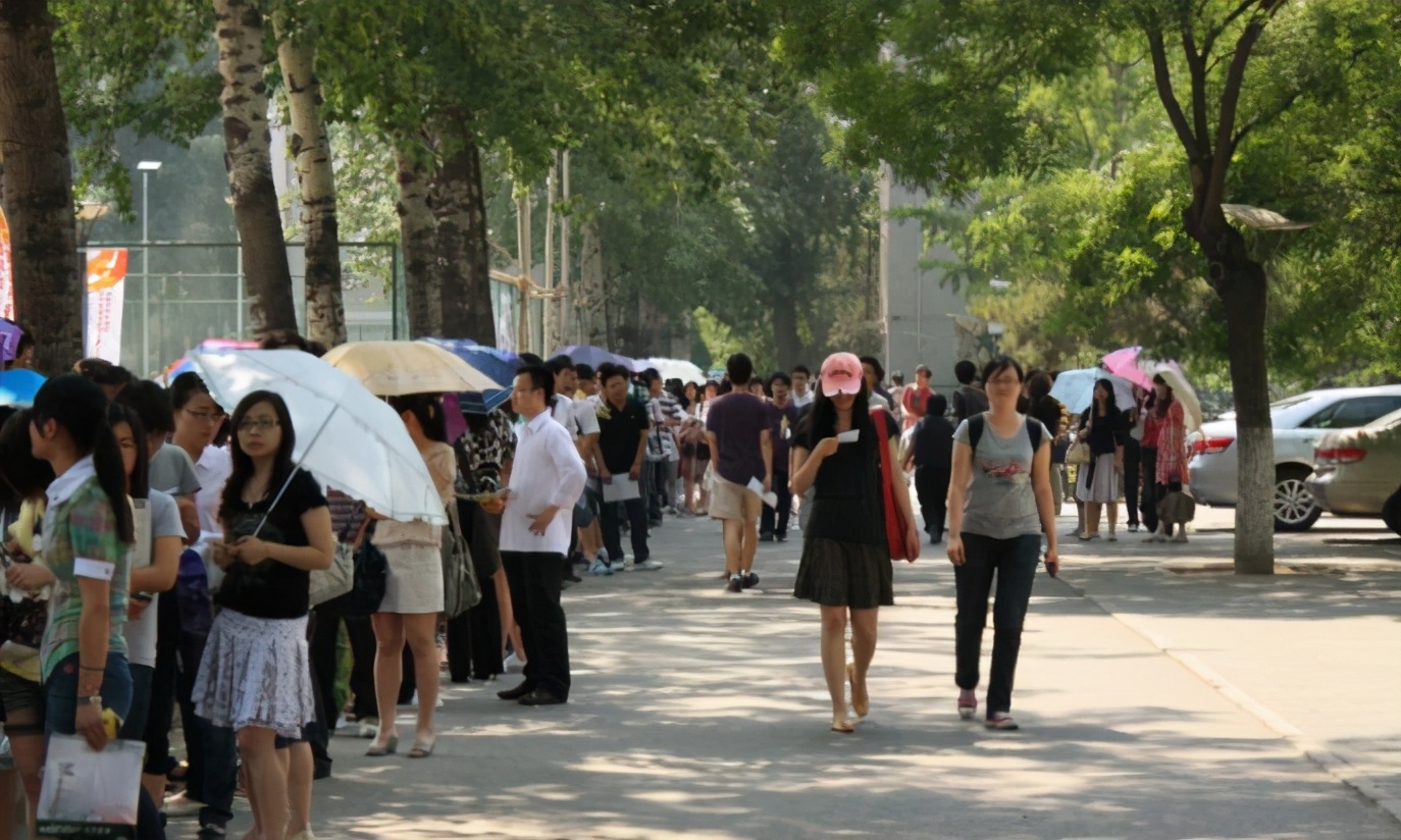 大学生活特别枯燥?不妨做这几件事确实很有意义,丰富自己的生活