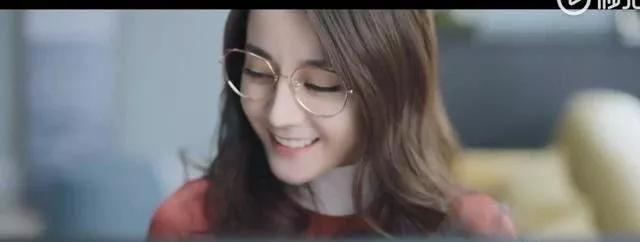 迪丽热巴代言过的眼镜有哪些,迪丽热巴代言过的眼镜