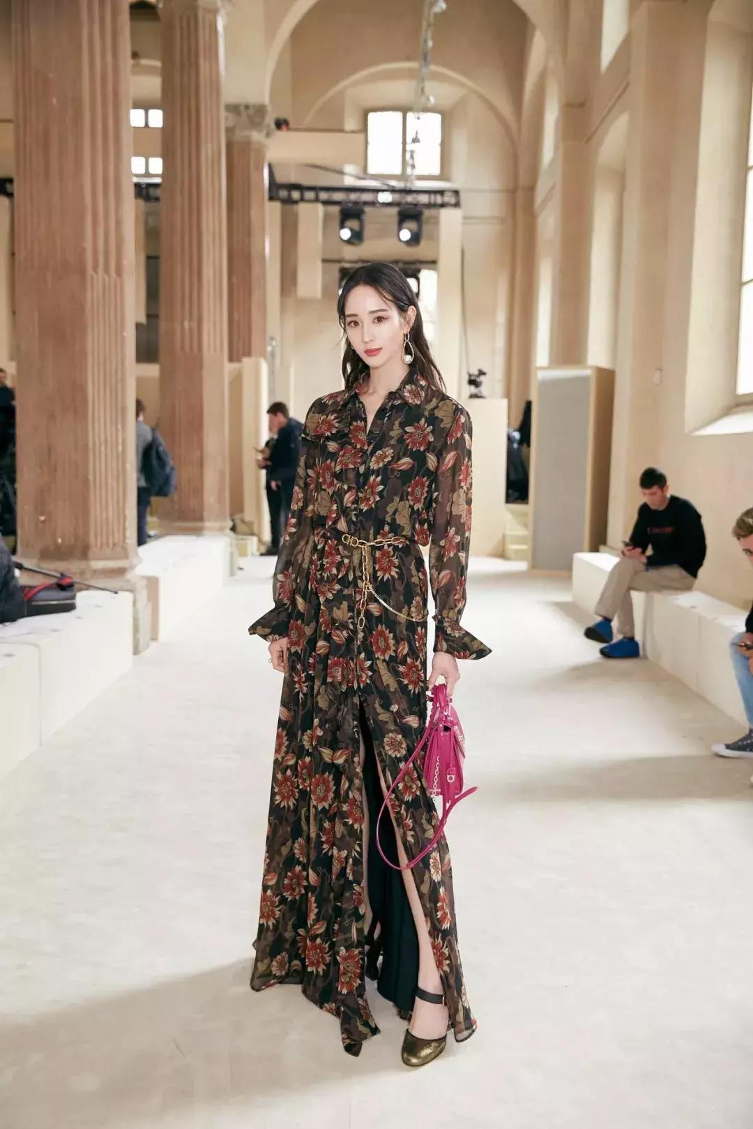 米兰时装周明星造型和模特对比,米兰时装周明星看秀造型