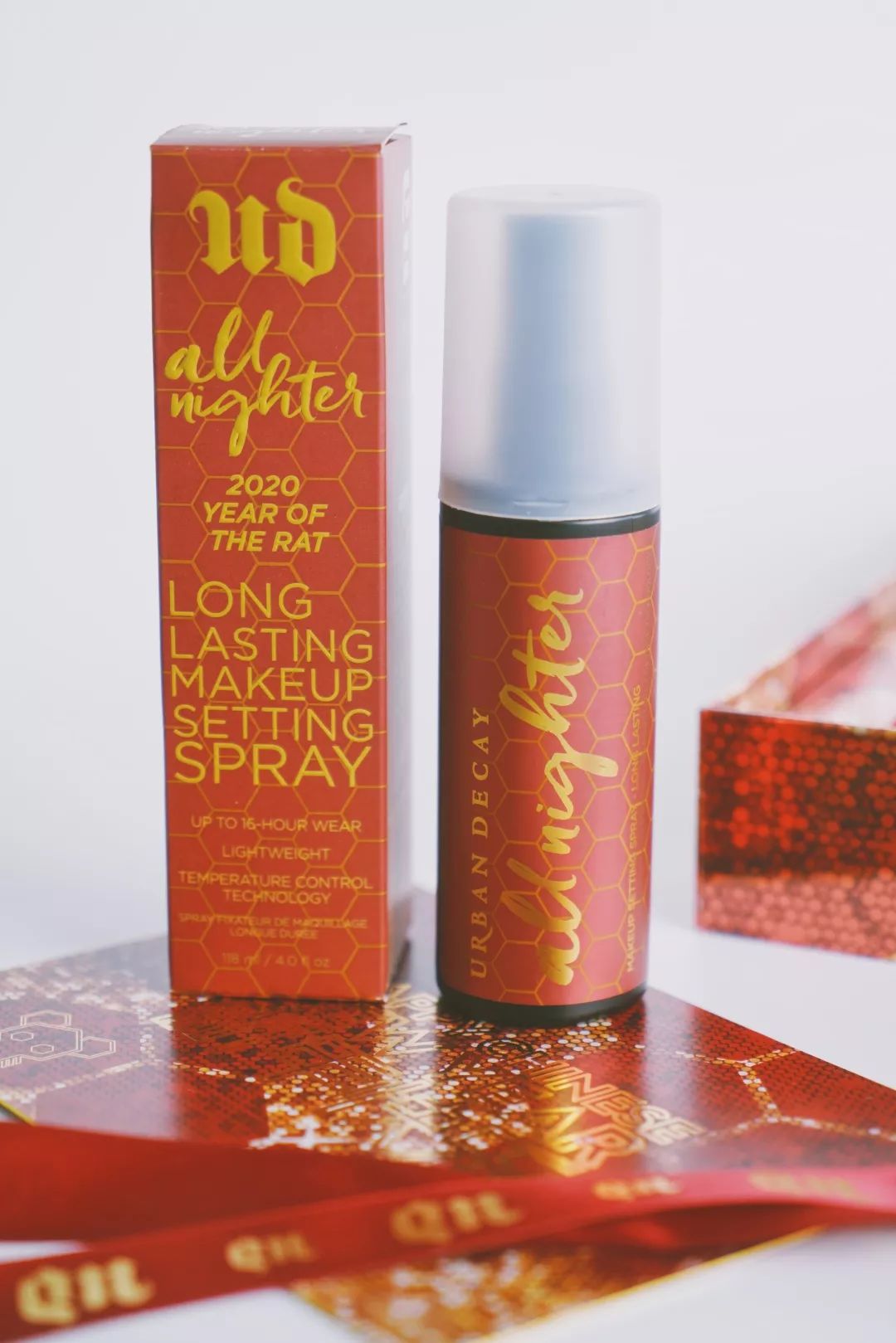 一千块防脱洗发、卸妆行李箱、油痘皮护肤、本月爱用让你大饱眼福