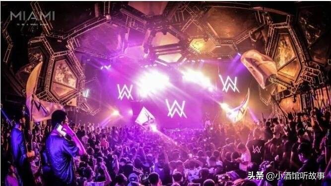 40种ktv酒吧喝酒小游戏,夜总会ktv一般玩什么小游戏