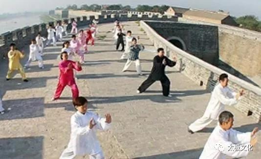 鑻ヨ鍚戜笂鐢熼暱鍏堣鍚戜笅鎵庢牴,鑻ヨ缁冨姛蹇呭厛鑷敾