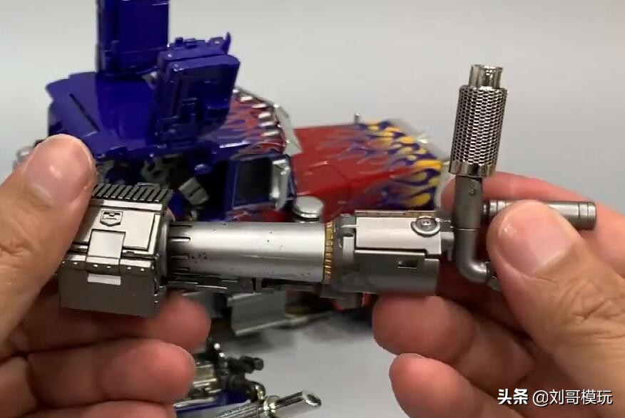 黑苹果mpm04擎天柱评测,黑苹果mpm04擎天柱变形过程