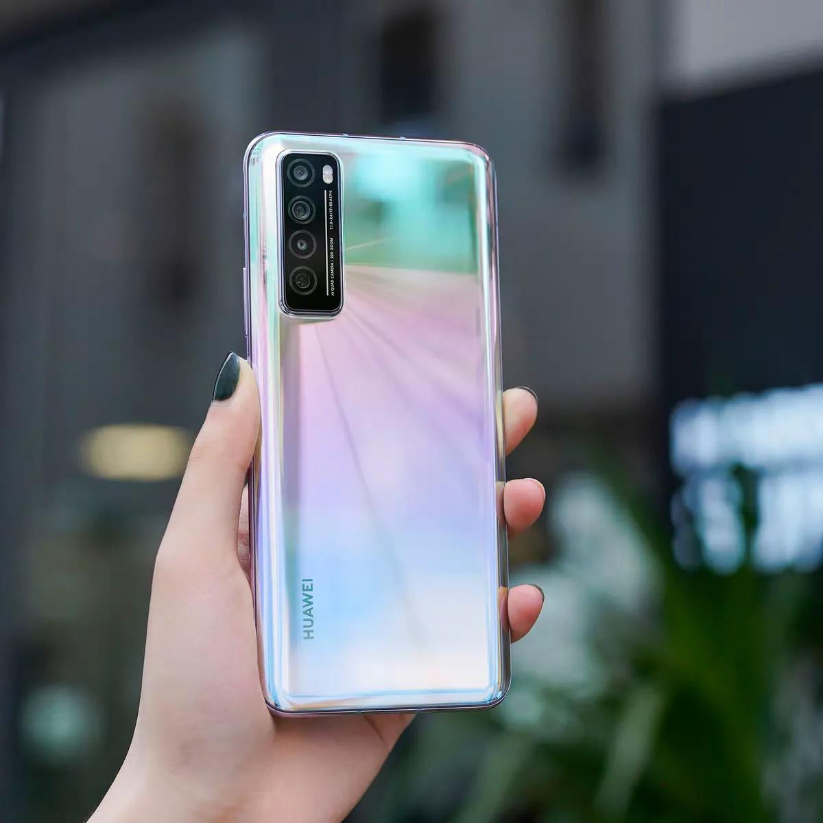 华为手机虽好用，但行内人一般都会建议买这三系列，否则容易吃亏