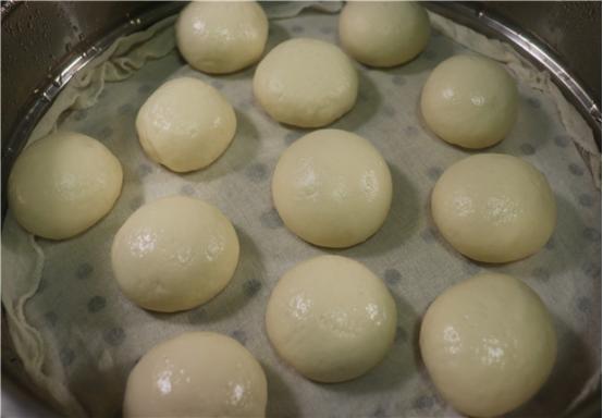 蒸馒头面发不起来怎么补救,蒸馒头的面没发起来补救方法