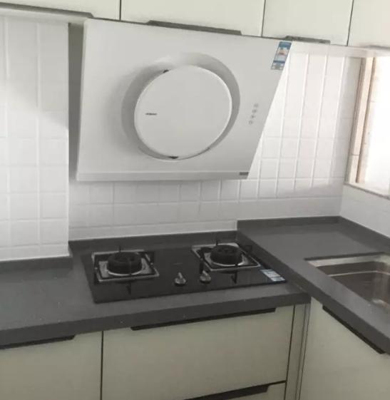 厨房铺砖需要做台面高低差吗,厨房台面高低设计不美观