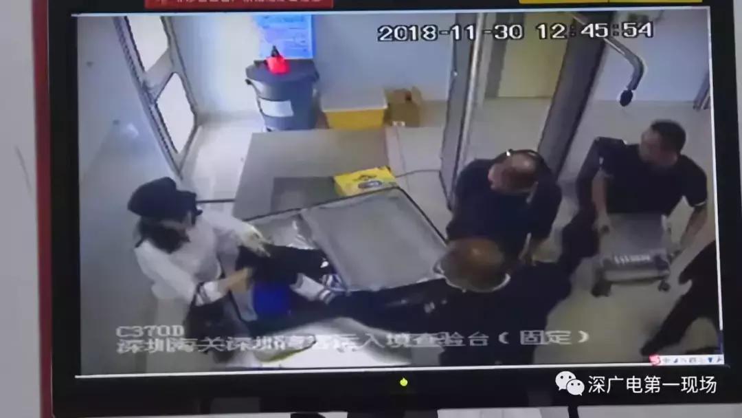 女明星被海关刁难后续,明星过关被刁难海关回应